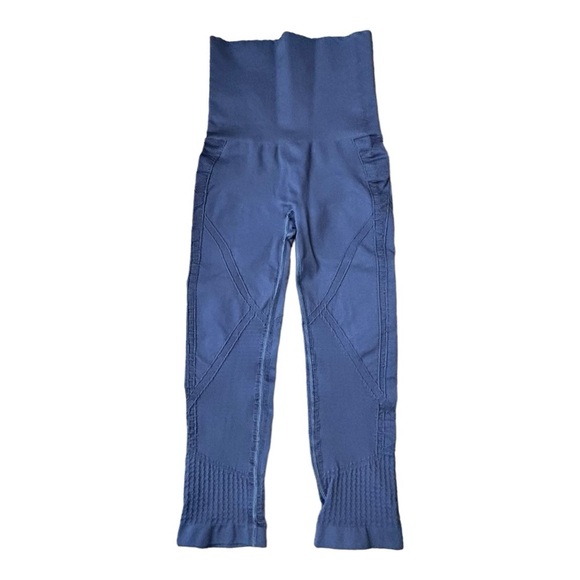 Belly Bandit Mother Tucker Compression Leggings Postpartum
Textured XS - Picture 1 of 6